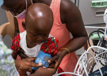 Santé  publique:  l’OMS évoque  des soins encore défaillants en Afrique.