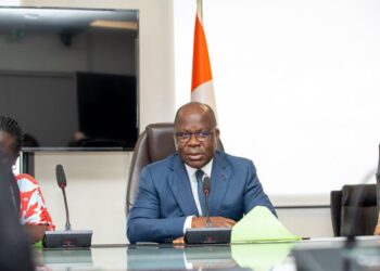 Souveraineté sanitaire : la Côte d’Ivoire veut produire 20 % de ses médicaments d’ici 2030.